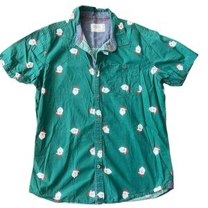 Green cotton button up shirt with Santa Claus print #santaclaus